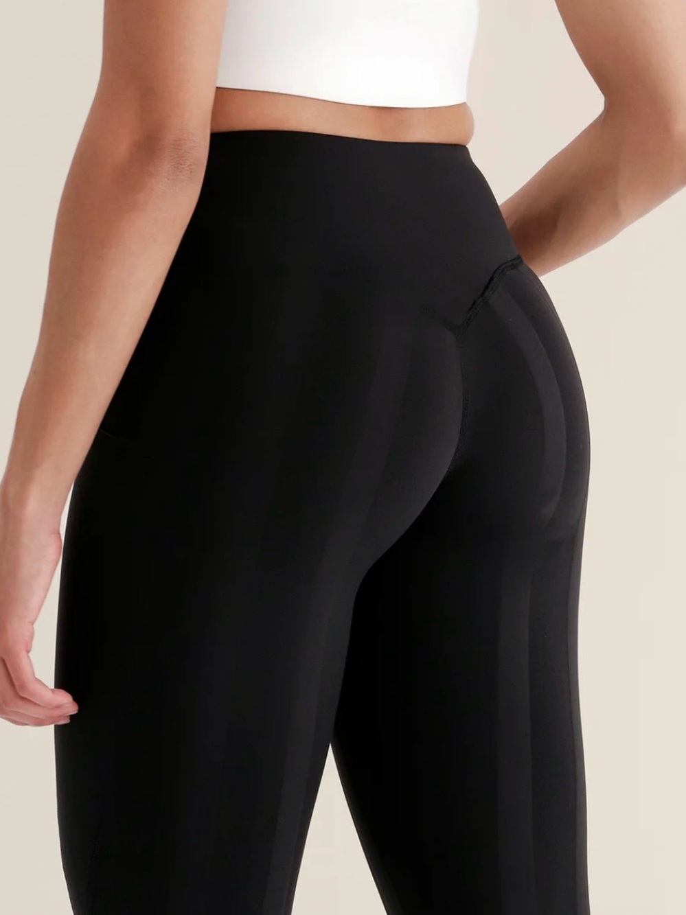 Sculpting High-Waist Black Performance Leggings - Picture 2 of 7